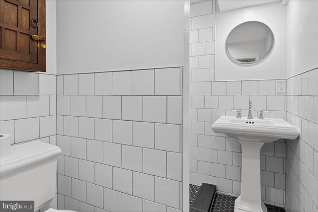 4336 DUBOIS PL SE, Washington, DC 20019