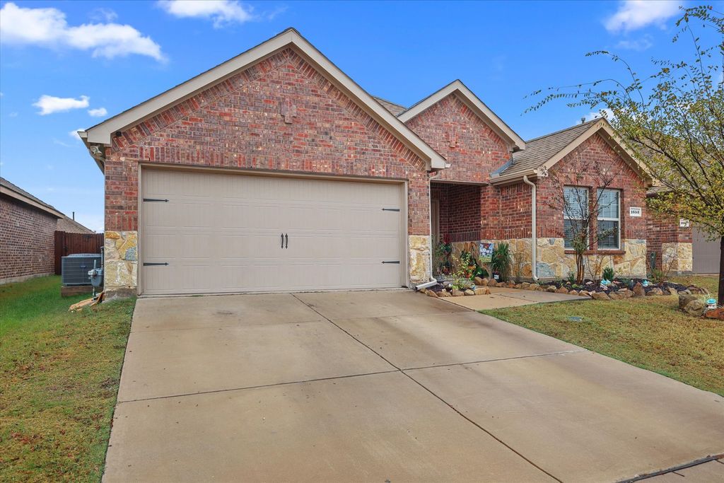 1653 Albatross Road, Princeton, TX 75407