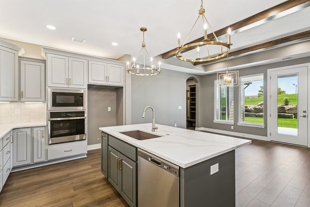2620 W Shearwater St, Wichita, KS 67204
