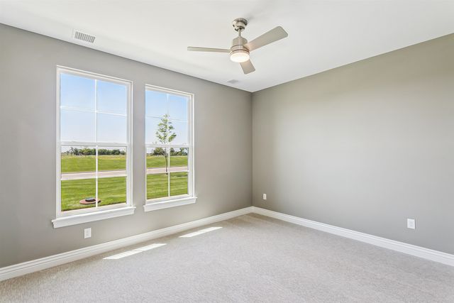 2620 W Shearwater St, Wichita, KS 67204