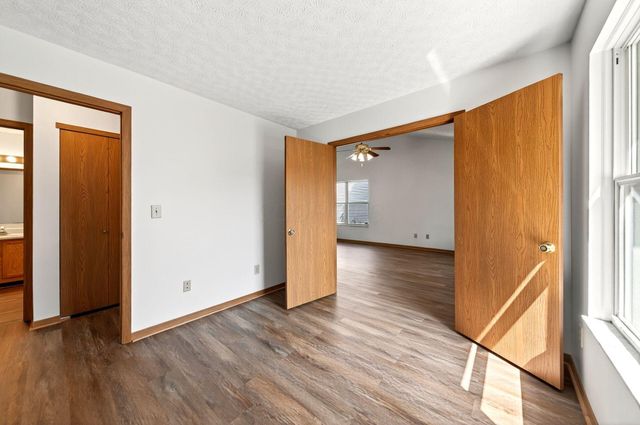 1081 Esther Drive, Columbus, OH 43207