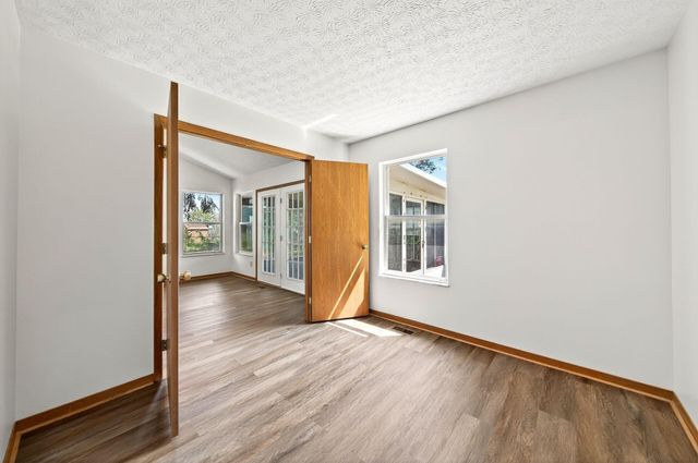 1081 Esther Drive, Columbus, OH 43207