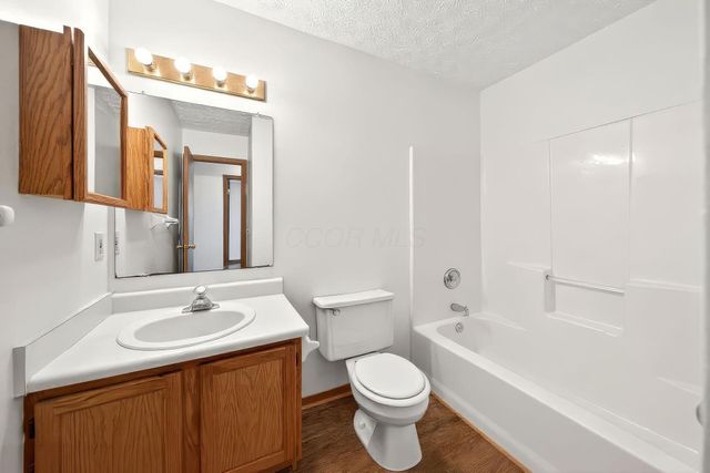 1081 Esther Drive, Columbus, OH 43207