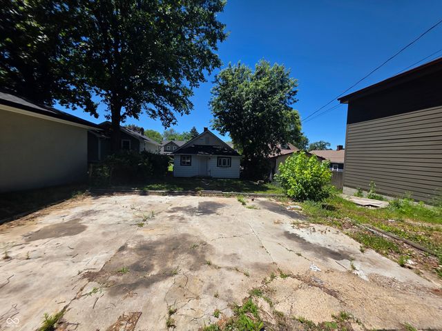 2137 Napoleon Street, Indianapolis, IN 46203