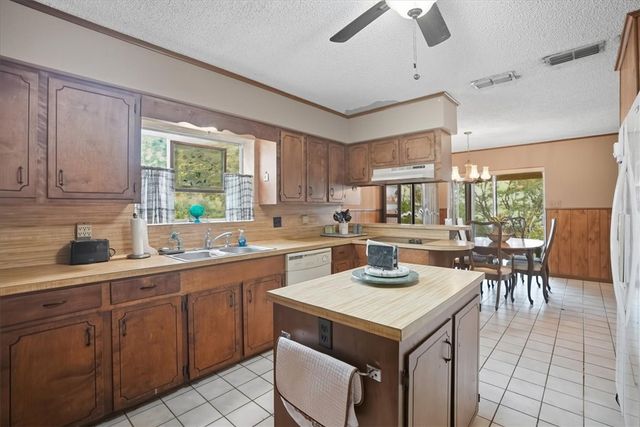 117 Knoll Trail, Sandia, TX 78383