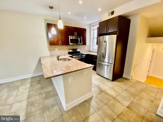 425-27 S BROAD ST #2ND FL, Philadelphia, PA 19147