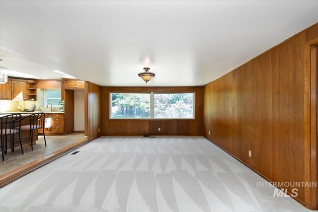 7634 W Cambridge Dr, Boise, ID 83704
