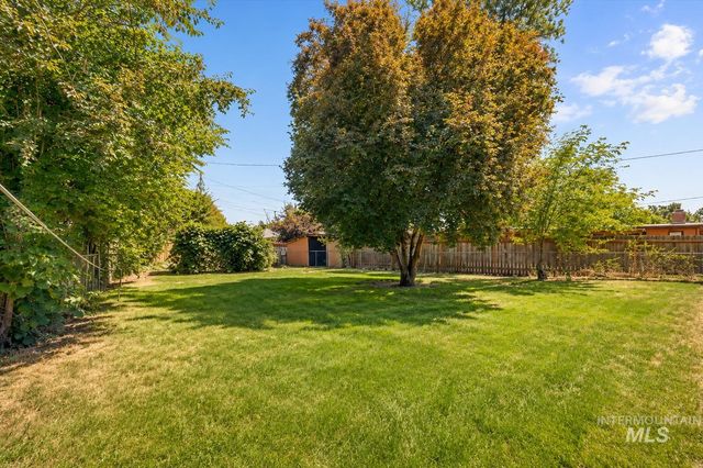 7634 W Cambridge Dr, Boise, ID 83704