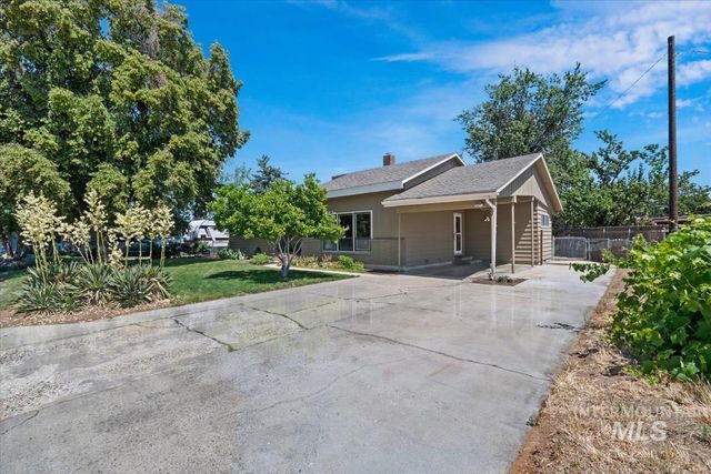 7634 W Cambridge Dr, Boise, ID 83704
