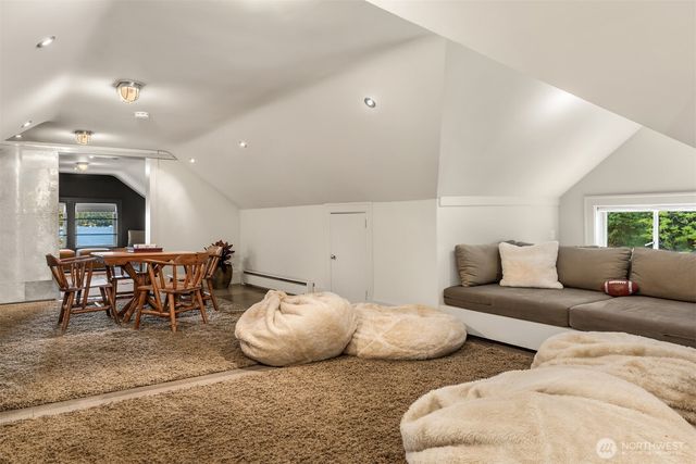 7735 Overlake Drive W, Medina, WA 98039