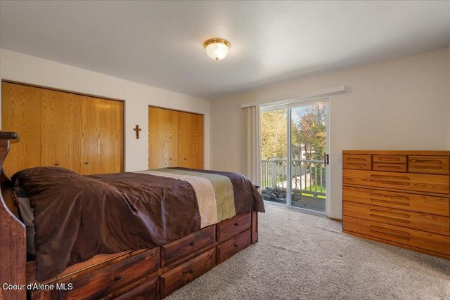 3089 E LAKE FOREST DR, Hayden Lake, ID 83835