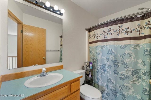 3089 E LAKE FOREST DR, Hayden Lake, ID 83835