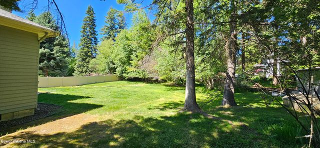 3089 E LAKE FOREST DR, Hayden Lake, ID 83835