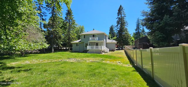 3089 E LAKE FOREST DR, Hayden Lake, ID 83835