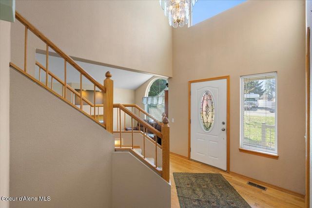 3089 E LAKE FOREST DR, Hayden Lake, ID 83835