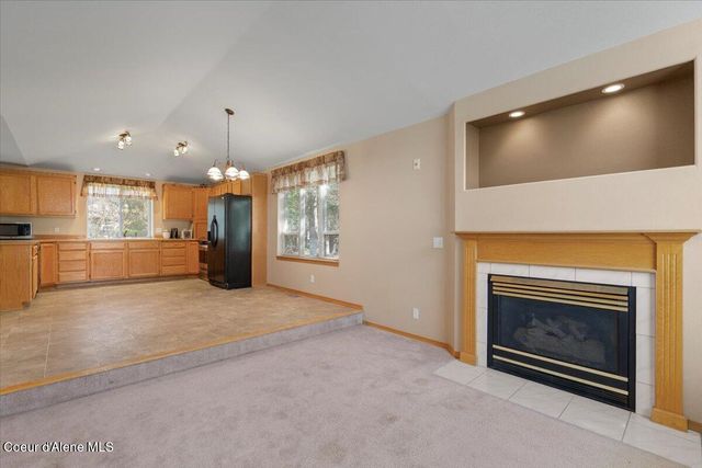 3089 E LAKE FOREST DR, Hayden Lake, ID 83835