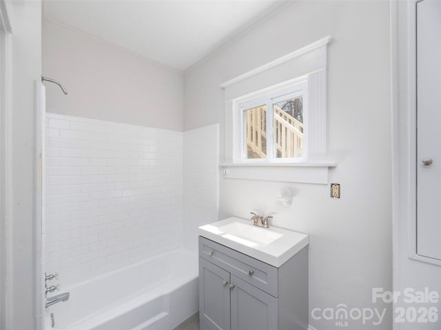 273 Hillside Street, Asheville, NC 28801
