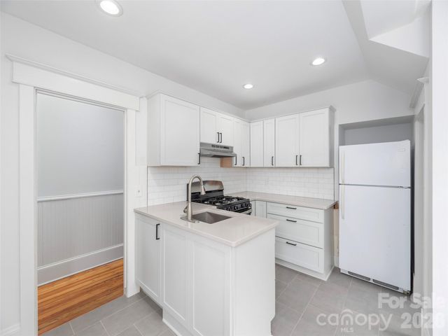 273 Hillside Street, Asheville, NC 28801