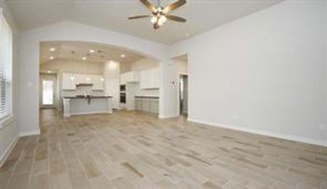 707 Lacebark Elm Trail, Conroe, TX 77318