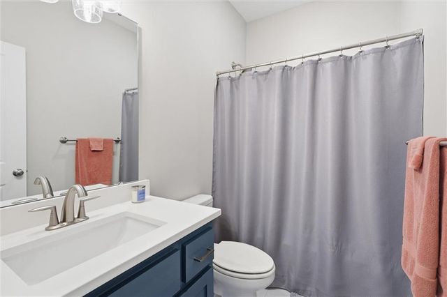 131 SE Briar Valley Lane, Blue Springs, MO 64064