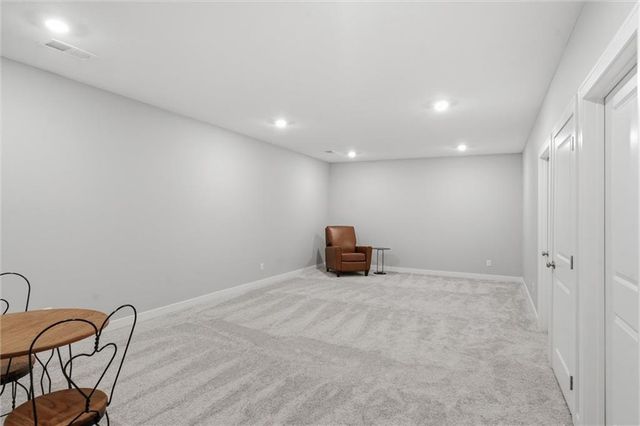 131 SE Briar Valley Lane, Blue Springs, MO 64064