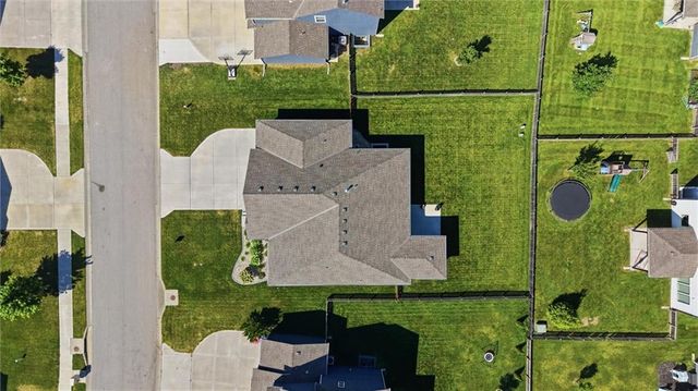131 SE Briar Valley Lane, Blue Springs, MO 64064