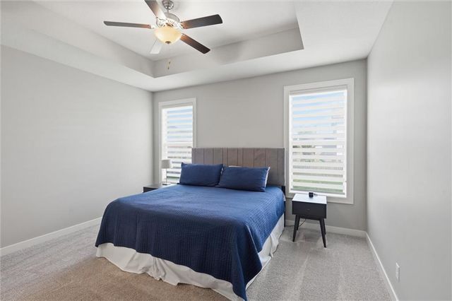 131 SE Briar Valley Lane, Blue Springs, MO 64064
