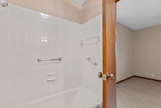 2 Escocia Lane, Hot Springs Village, AR 71909