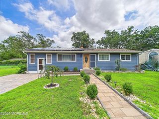 2668 Midway Avenue, Manchester, NJ 08759