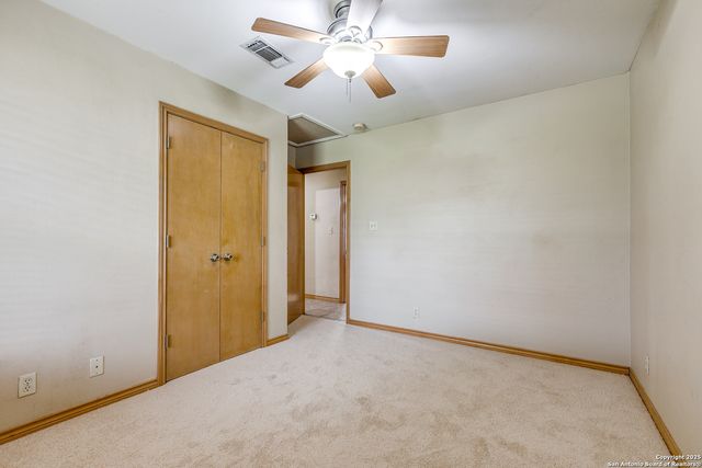 101 Sylvester, Poth, TX 78147