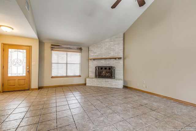 101 Sylvester, Poth, TX 78147