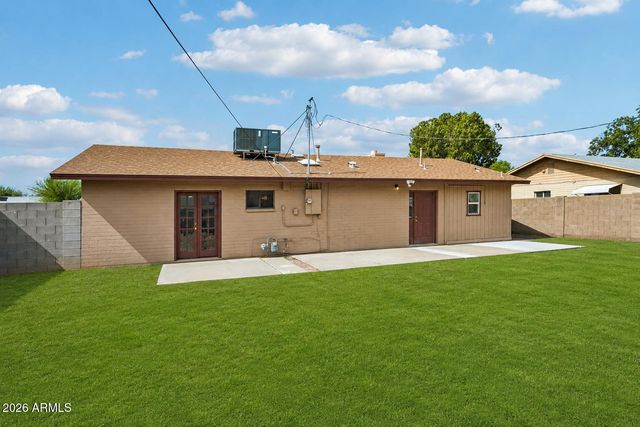 1315 E LEMON Street, Tempe, AZ 85281