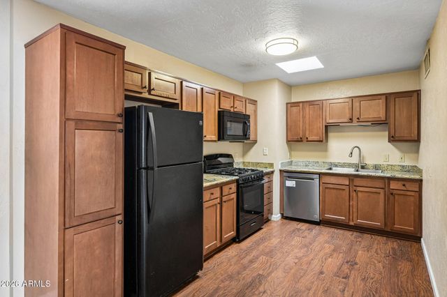 1315 E LEMON Street, Tempe, AZ 85281