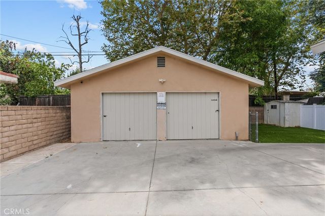 6906 Alabama, Canoga Park, CA 91303