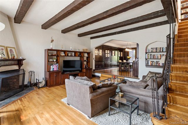 9215 68th Avenue, Forest Hills, NY 11375