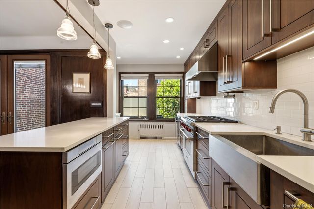 9215 68th Avenue, Forest Hills, NY 11375