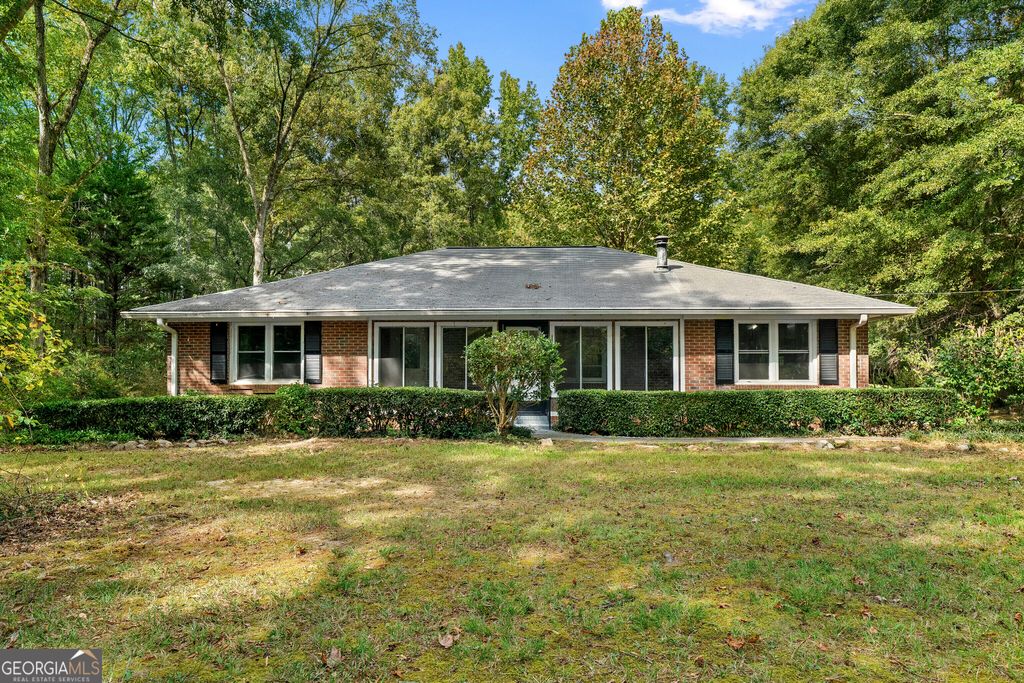 195 Rosewood Avenue, Tyrone, GA 30290 — exterior