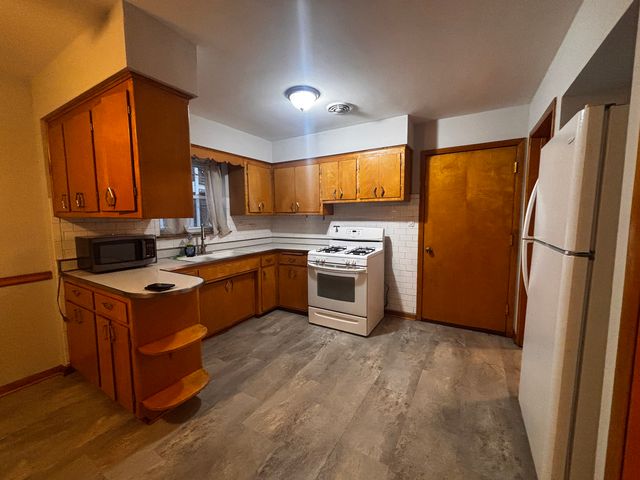 Address unavailable.