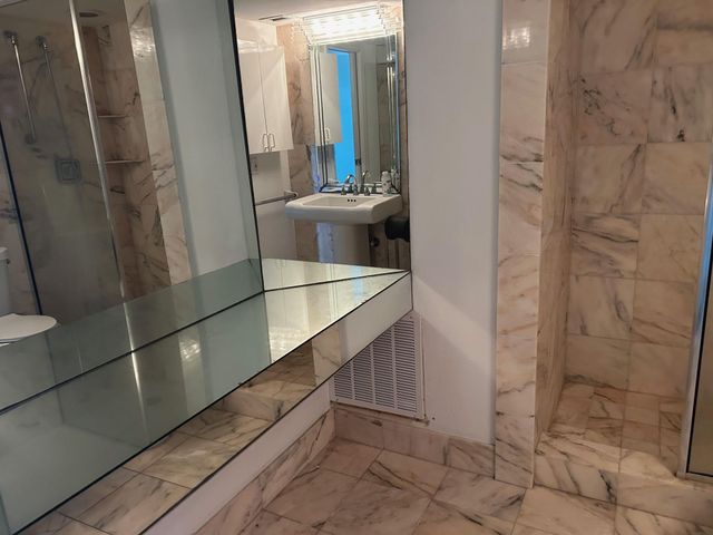 3100 NE 49th Street PH06, Fort Lauderdale, FL 33308