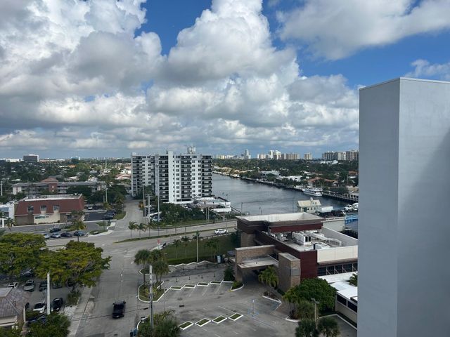 3100 NE 49th Street PH06, Fort Lauderdale, FL 33308