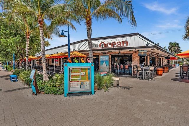 3100 NE 49th Street PH06, Fort Lauderdale, FL 33308