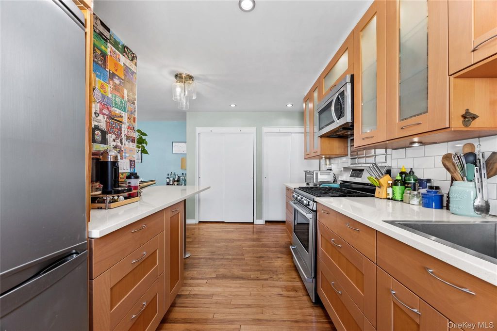 6299 Broadway C10, Bronx, NY 10471 — photo 5