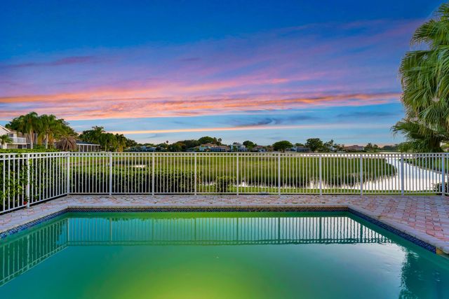 1012 Diamond Head Way, Palm Beach Gardens, FL 33418
