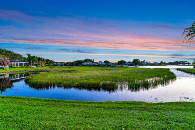 1012 Diamond Head Way, Palm Beach Gardens, FL 33418