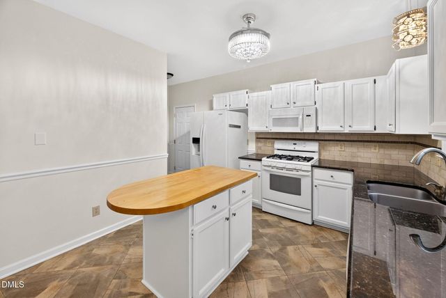 4553 Birmingham Way, Raleigh, NC 27604