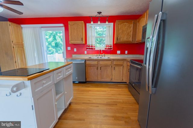 53 BUGS CT, Ranson, WV 25438