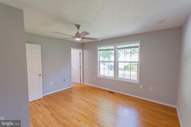 53 BUGS CT, Ranson, WV 25438