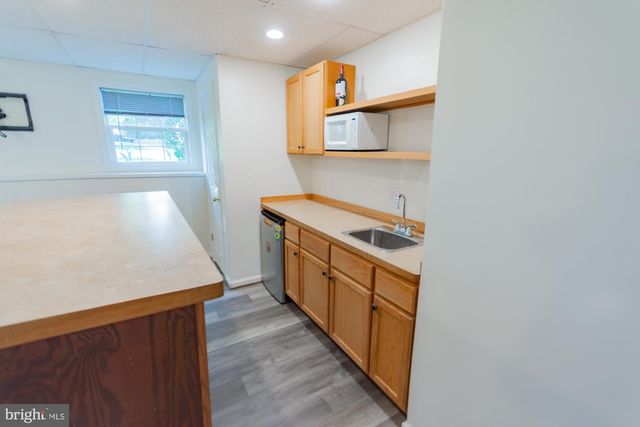 53 BUGS CT, Ranson, WV 25438