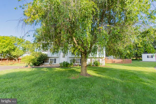 53 BUGS CT, Ranson, WV 25438