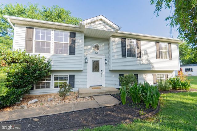 53 BUGS CT, Ranson, WV 25438